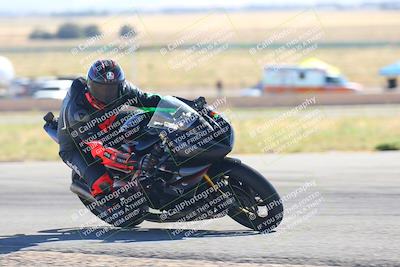 media/Oct-14-2023-TrackXperience (Sat) [[0517685739]]/Level 3/session 5 turn 12/